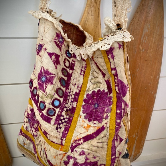 One of A Kind -Handmade Vintage Indian Textile Bag! - Picture 2 of 8